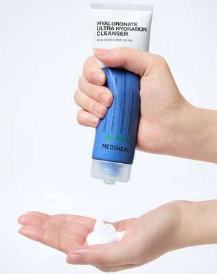 Hyaluronate Cleanser Ultra Hydration - [brand_name]
